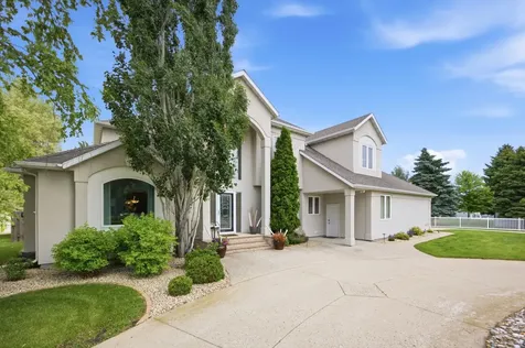 4825 Meadow Creek Drive S Fargo ND 58104