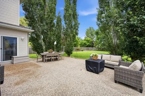4825 Meadow Creek Drive S Fargo ND 58104