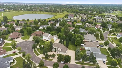 4825 Meadow Creek Drive S Fargo ND 58104