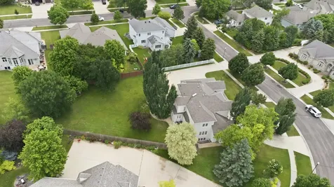 4825 Meadow Creek Drive S Fargo ND 58104