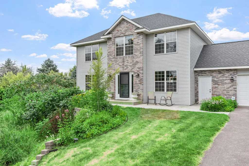 6528 210th Lane Court N Forest Lake MN 55025