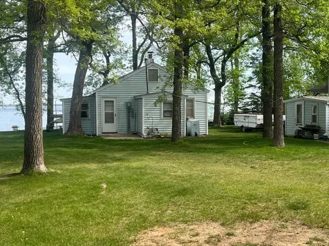38489 W Wagon Trail Battle Lake MN 56515