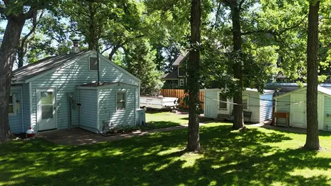 38489 W Wagon Trail Battle Lake MN 56515