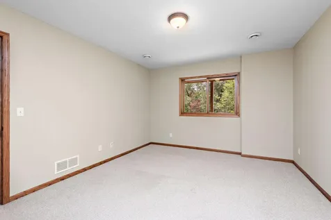 1986 Laquey Avenue NE Saint Michael MN 55376
