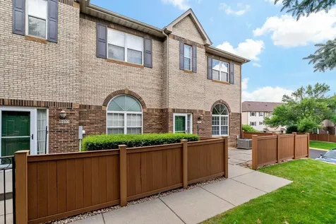 6453 Regency Lane Eden Prairie MN 55344