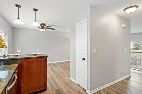 6453 Regency Lane Eden Prairie MN 55344