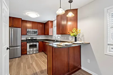 6453 Regency Lane Eden Prairie MN 55344