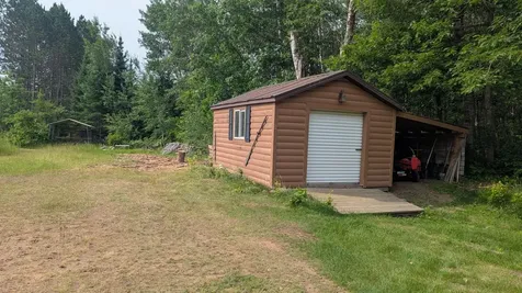 86196 Military Road Sturgeon Lake MN 55783