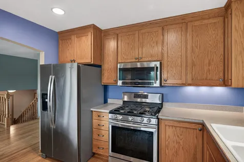 10332 102nd Place N Maple Grove MN 55369