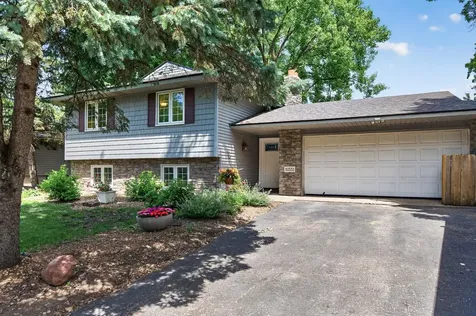 10332 102nd Place N Maple Grove MN 55369