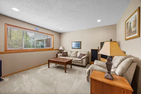 18828 Inca Avenue Lakeville MN 55044