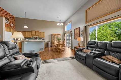 18828 Inca Avenue Lakeville MN 55044