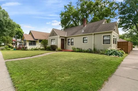 418 Brimhall Street Saint Paul MN 55105