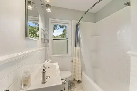 418 Brimhall Street Saint Paul MN 55105