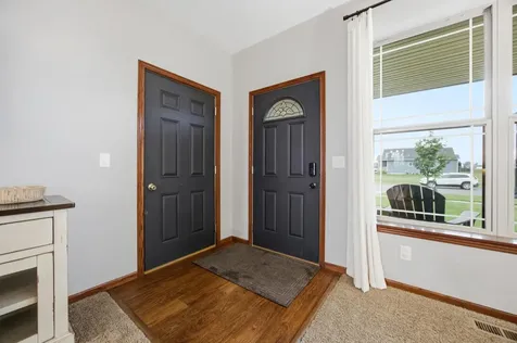 90 6th Street E Horace ND 58047