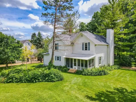 5746 State Highway 25 SE Montrose MN 55363