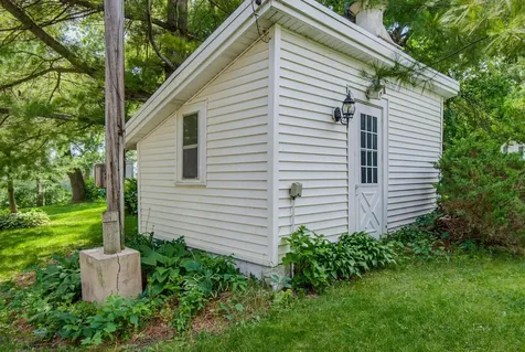 5746 State Highway 25 SE Montrose MN 55363