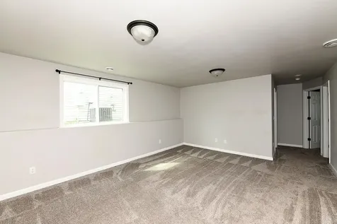 2046 W 11th Street W West Fargo ND 58078