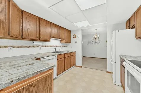 1808 Lakeview Court SW Rochester MN 55902