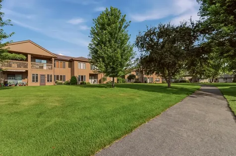 1808 Lakeview Court SW Rochester MN 55902