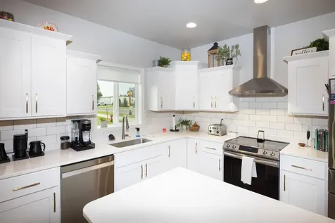 6313 54th Avenue S Fargo ND 58104