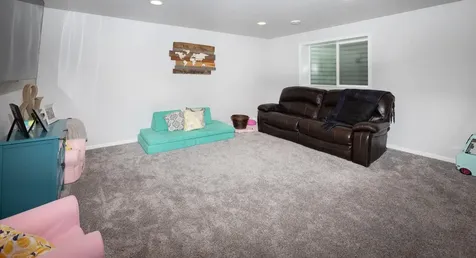 6313 54th Avenue S Fargo ND 58104