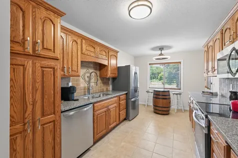 6976 Langford Court Edina MN 55436