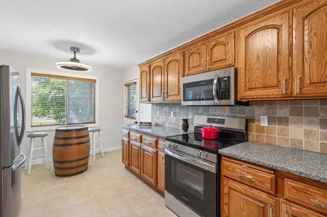6976 Langford Court Edina MN 55436