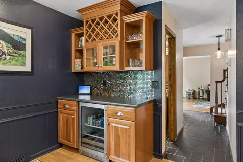 1401 Echo Drive Burnsville MN 55337