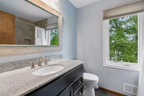 1401 Echo Drive Burnsville MN 55337