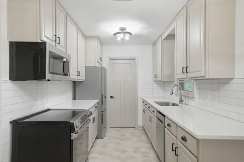 3606 Woodbine Lane N Brooklyn Center MN 55429