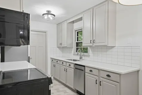 3606 Woodbine Lane N Brooklyn Center MN 55429