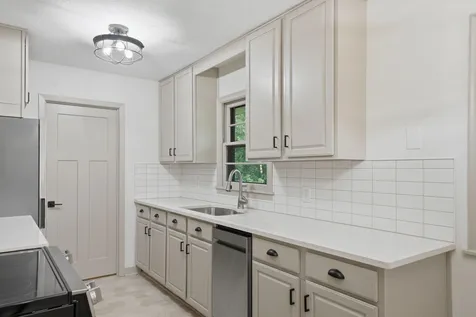 3606 Woodbine Lane N Brooklyn Center MN 55429