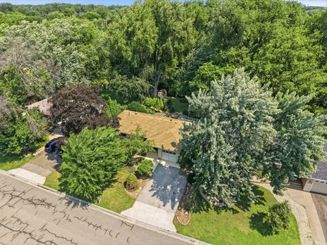 3606 Woodbine Lane N Brooklyn Center MN 55429