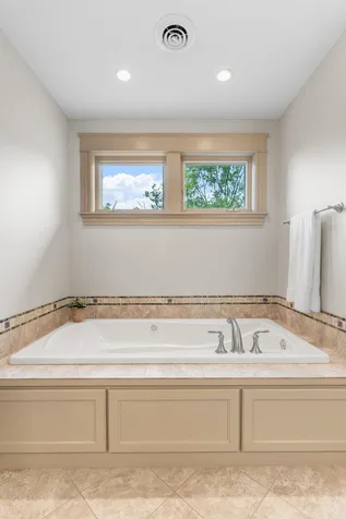 710 Shadyview Lane N Plymouth MN 55447