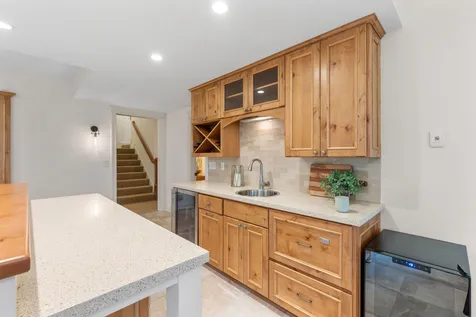 710 Shadyview Lane N Plymouth MN 55447