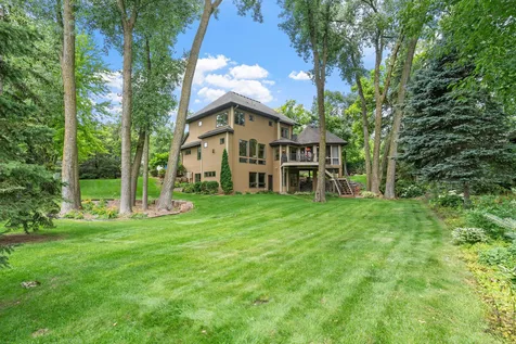 710 Shadyview Lane N Plymouth MN 55447