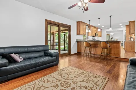 2436 Standridge Avenue Maplewood MN 55109