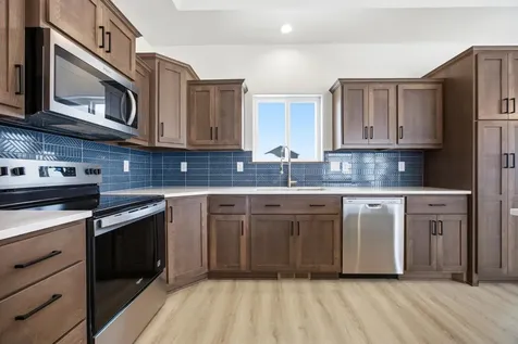 7494 Eagle Pointe Drive S Fargo ND 58104