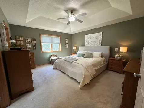 607 13th Avenue N Moorhead MN 56560