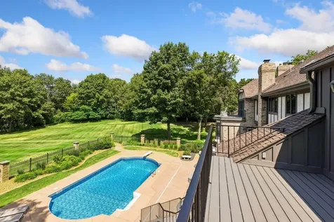 1166 Nightingale Boulevard Stillwater MN 55082