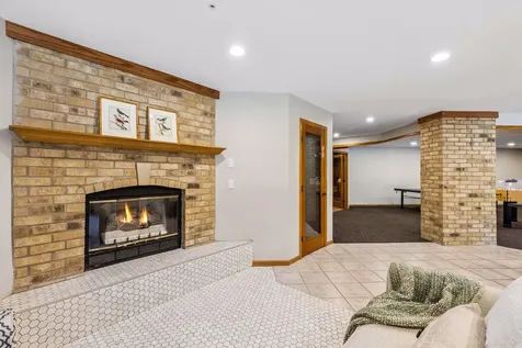 1166 Nightingale Boulevard Stillwater MN 55082