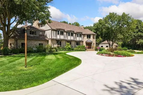 1166 Nightingale Boulevard Stillwater MN 55082