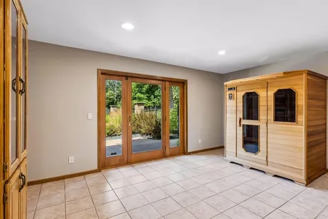 1166 Nightingale Boulevard Stillwater MN 55082