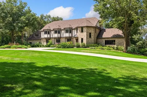1166 Nightingale Boulevard Stillwater MN 55082