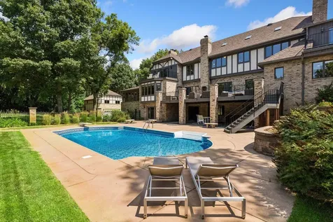 1166 Nightingale Boulevard Stillwater MN 55082