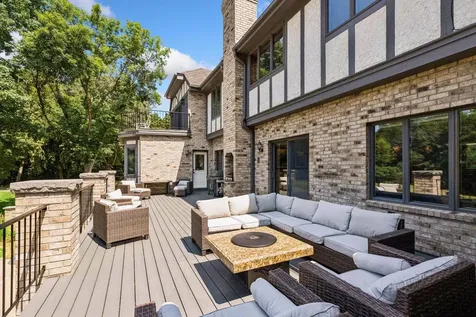 1166 Nightingale Boulevard Stillwater MN 55082