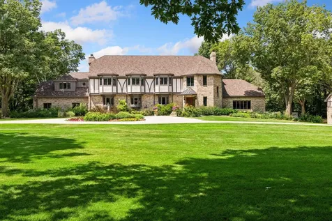 1166 Nightingale Boulevard Stillwater MN 55082
