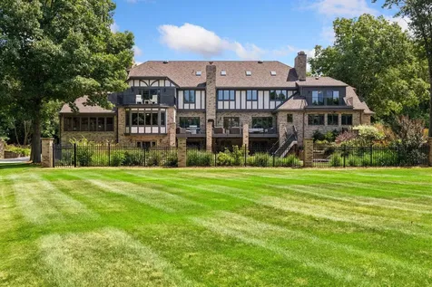 1166 Nightingale Boulevard Stillwater MN 55082