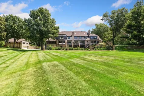 1166 Nightingale Boulevard Stillwater MN 55082